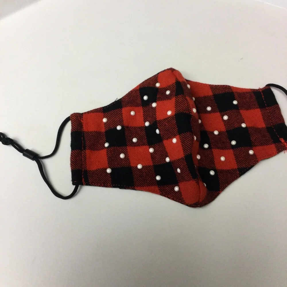 LELE SADOUGHI BUFFALO CHECK WITH PEARLS FACE MASK RED BLACK NWT